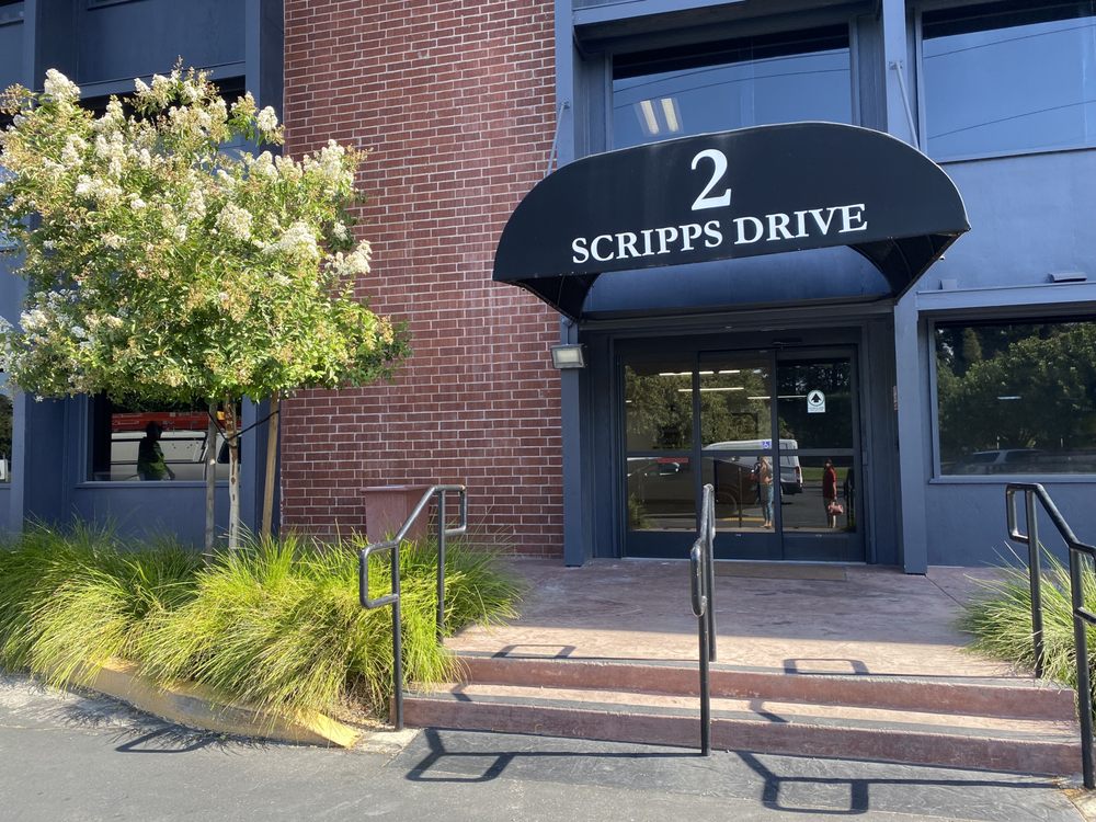 Sacramento Endo Building Entrance